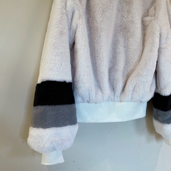 RAMY BROOK OLIVIA FAUX FUR COAT SZ M - Picture 9 of 11